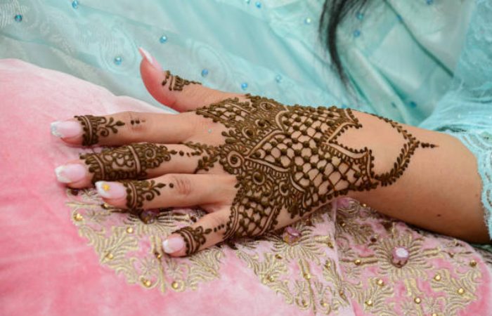 Intricate Finger Designs